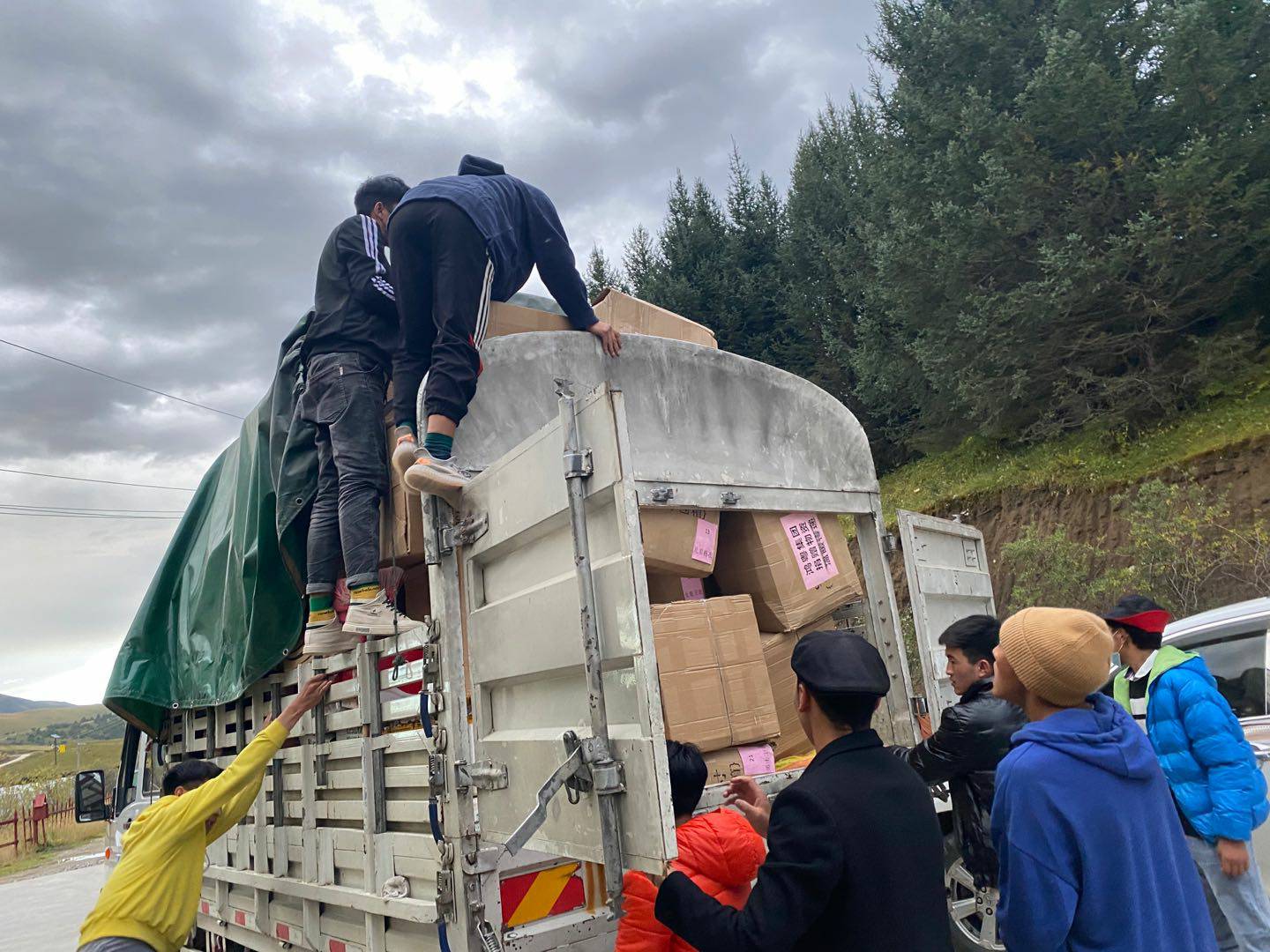 开云体育·(KAIYUN SPORTS)官方网站-开云(中国)公益回顾丨家国同欢月同圆 温暖满载甘孜州(图5)